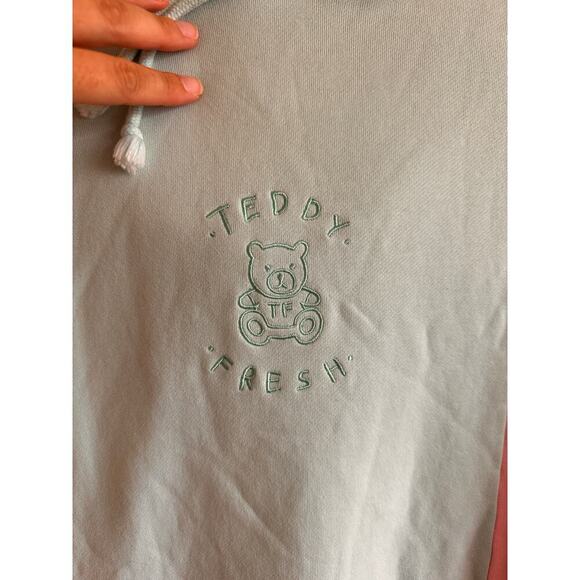 Teddy Fresh Multicolor Sweatshirt Size Medium - Picture 3 of 6